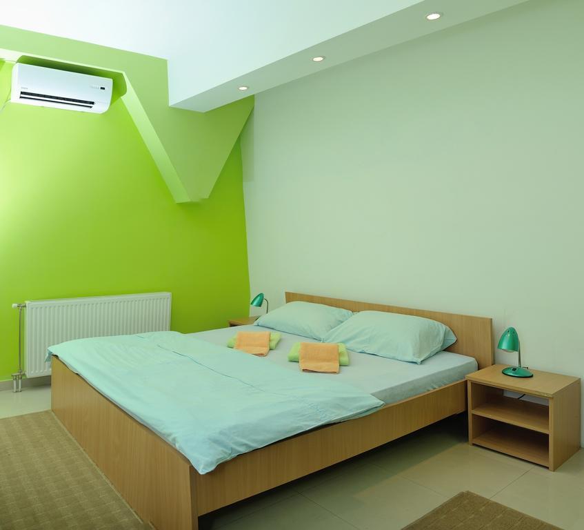 Hostel Paparazzo & Apartmens Kikinda Quarto foto