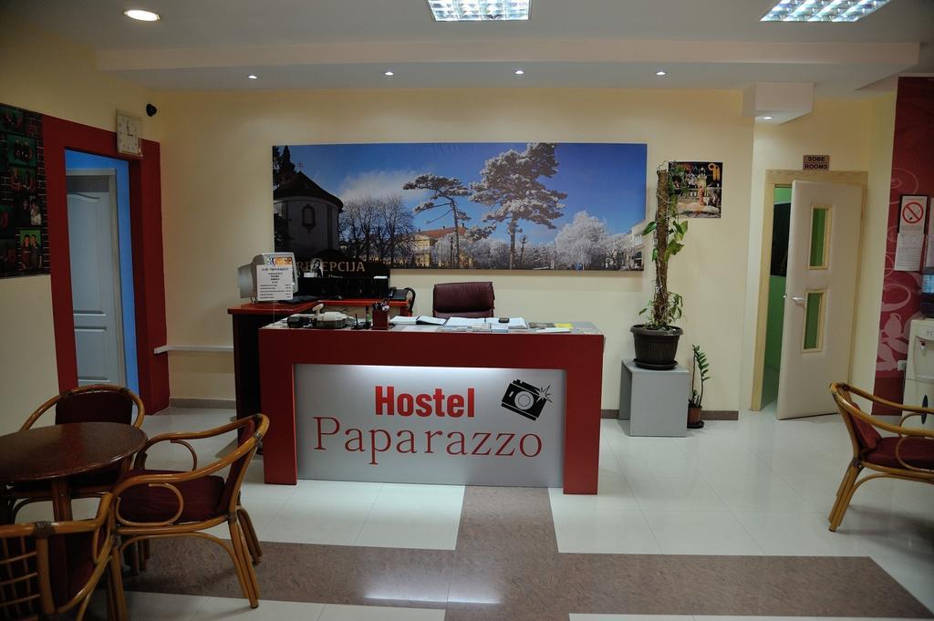 Hostel Paparazzo & Apartmens Kikinda Quarto foto