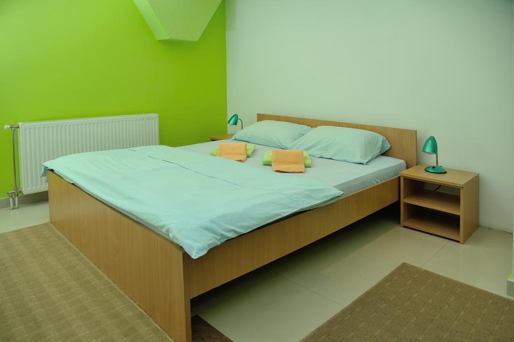 Hostel Paparazzo & Apartmens Kikinda Quarto foto
